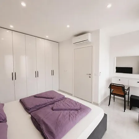 Villa Dream Golem (Tirana)