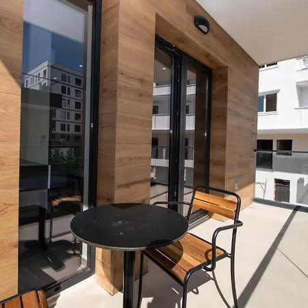Villa Dream Golem (Tirana)